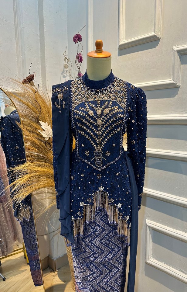 Navy Aurel