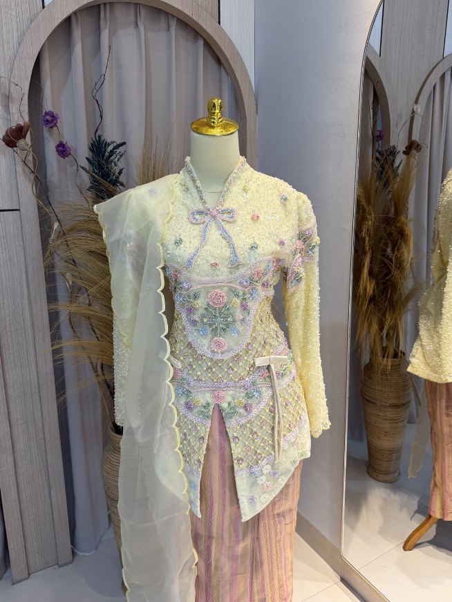 Artha Butteryellow