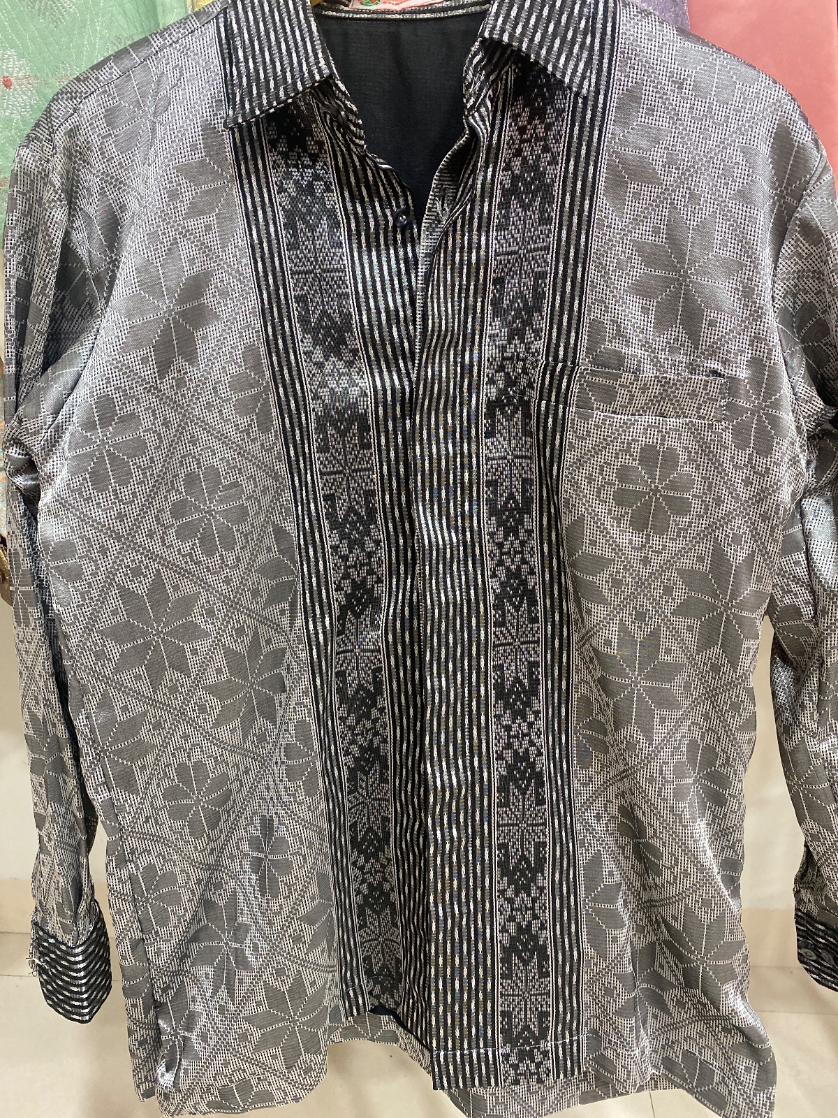 Kemeja Abu Silver Hitam sz L