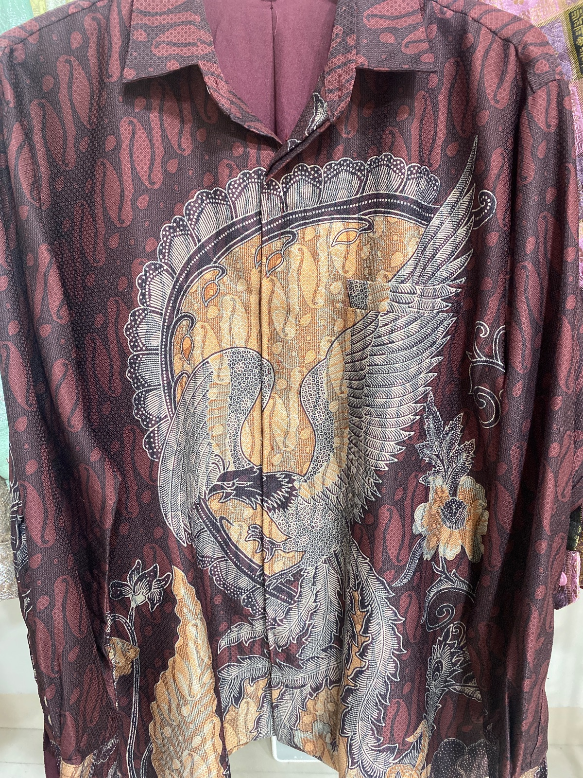 Kemeja Batik Maroon