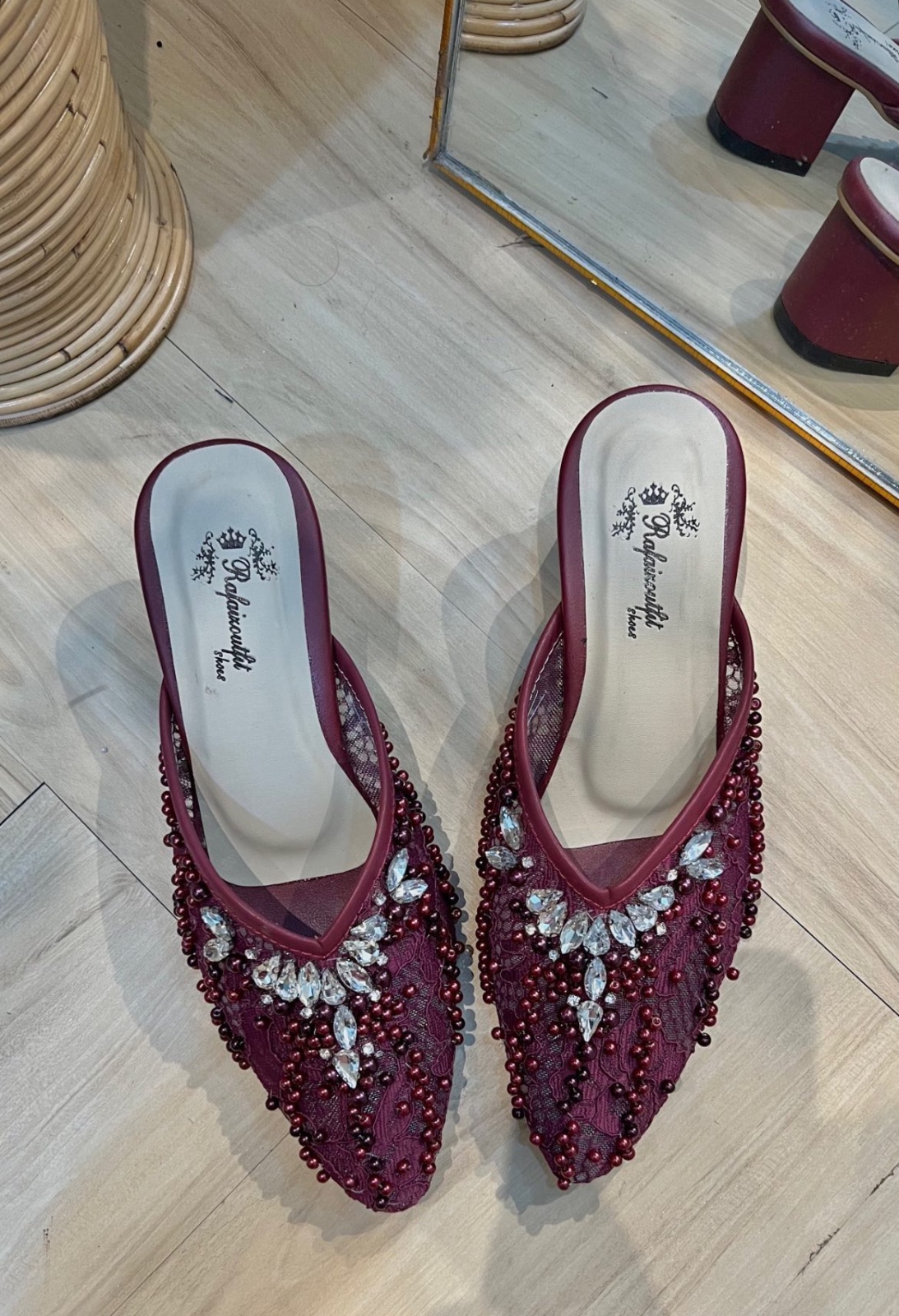 Heels Burgundy (sz 38)