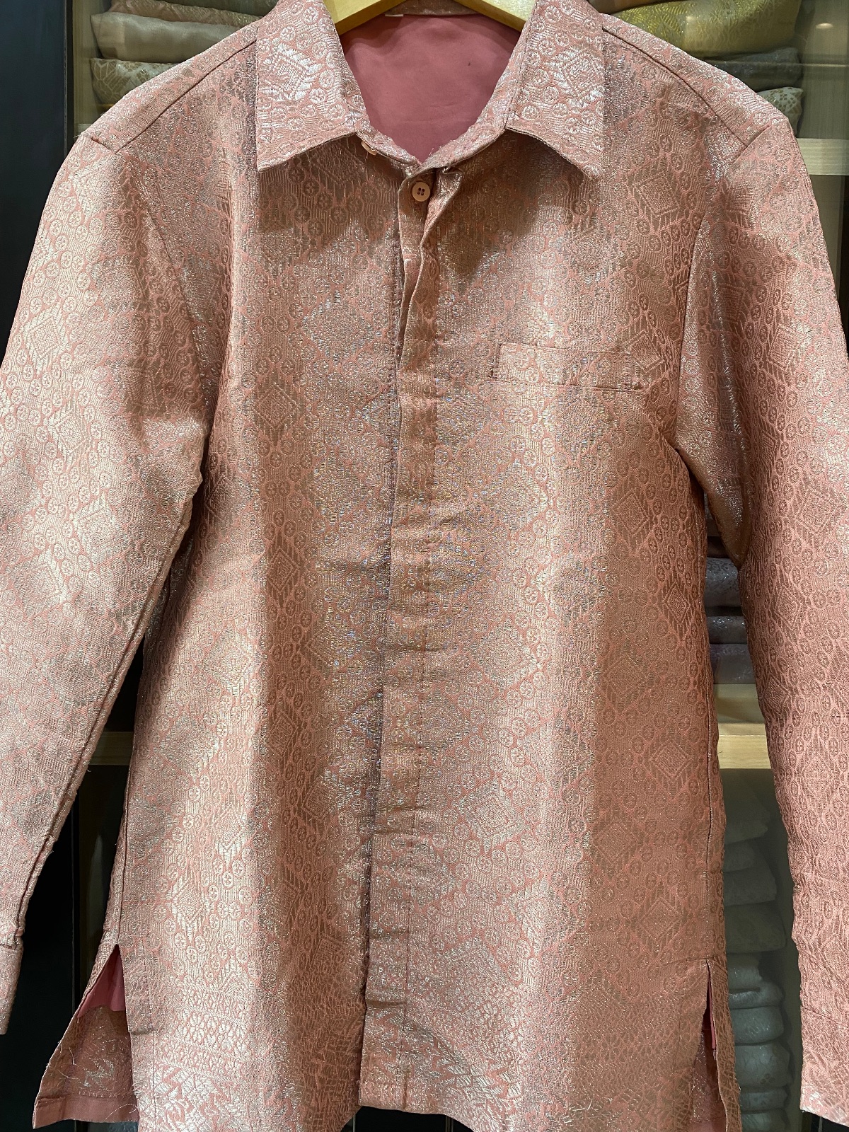 Kemeja Peach (sz L)